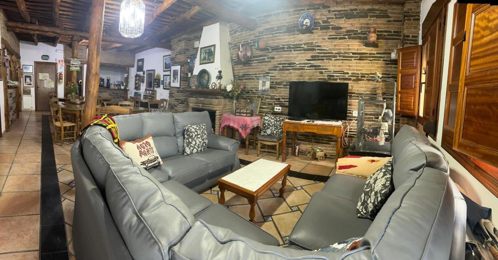 Hostal Rural Las Terrazas De La Alpujarra ブビオン エクステリア 写真