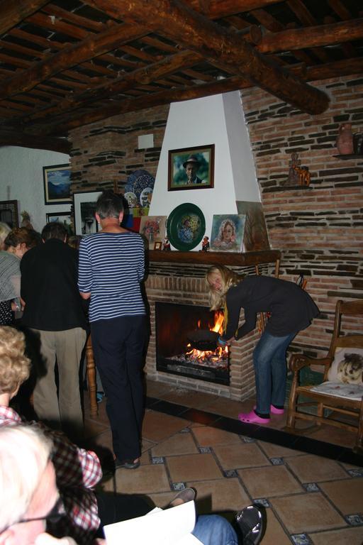 Hostal Rural Las Terrazas De La Alpujarra ブビオン エクステリア 写真